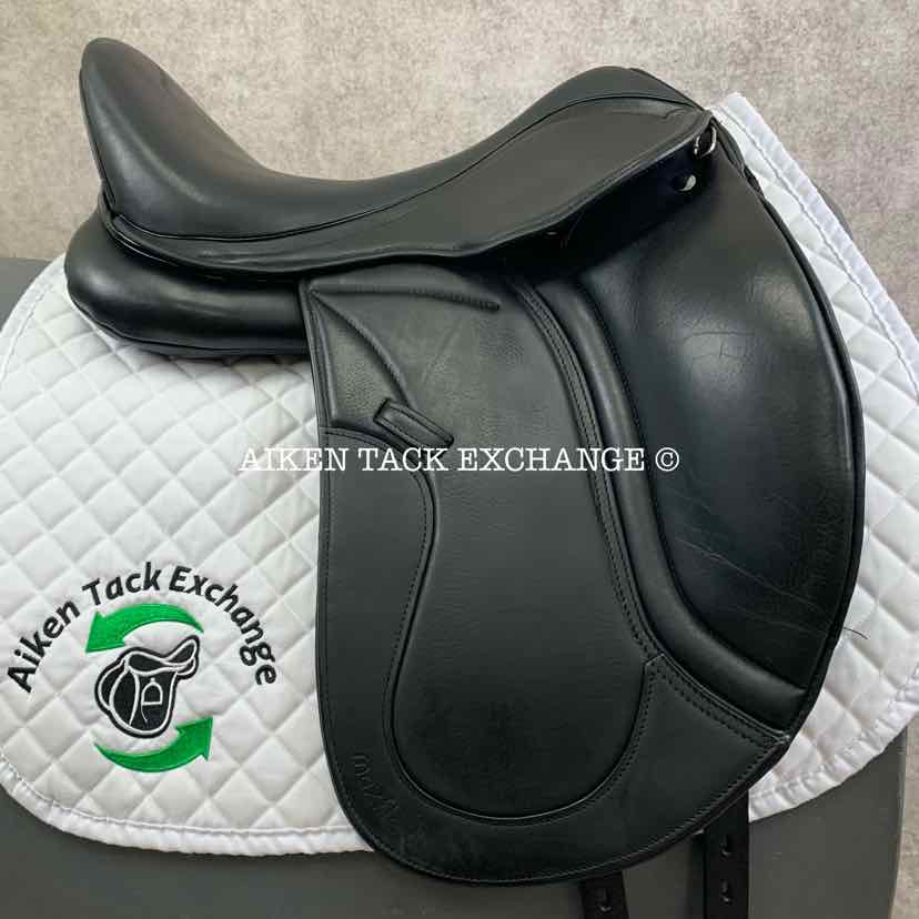 2022 MaxFlex Bella Monoflap Dressage Saddle, 18" Seat, Flex Tree - Extra Wide, Wool Flocked Panels