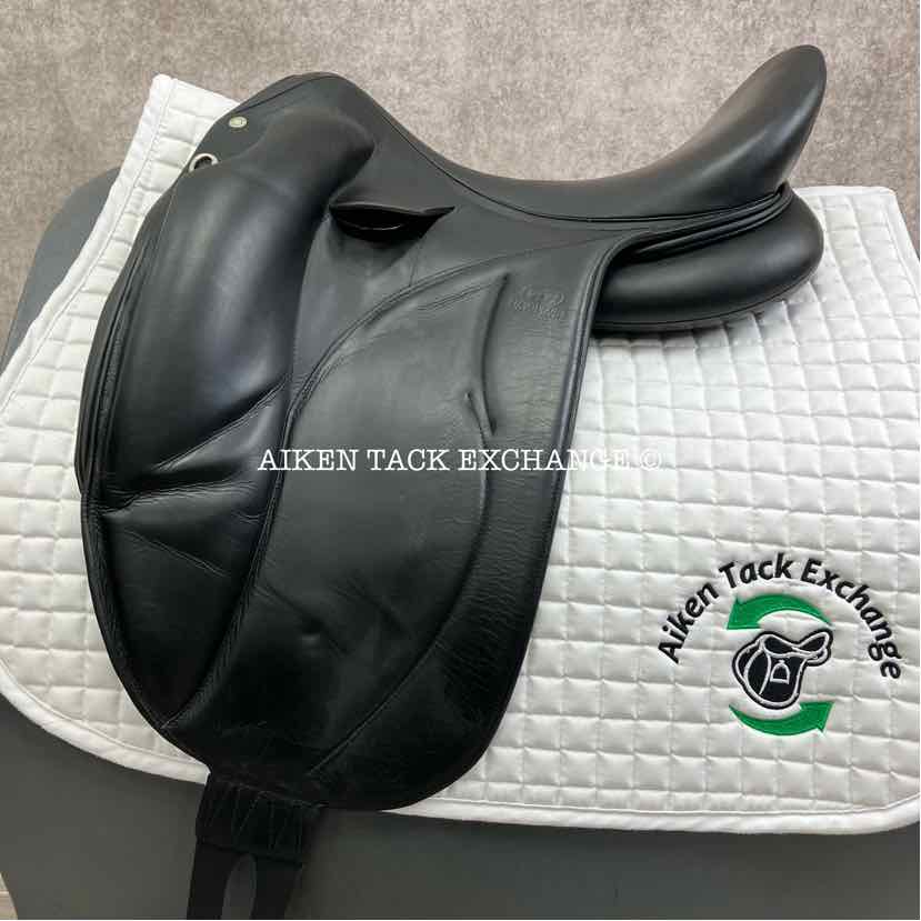 2016 Devoucoux Makila Lab Monoflap Dressage Saddle, 18" Seat, 3A Flap, Medium Wide Tree, D3D Panels, Full Buffalo Leather