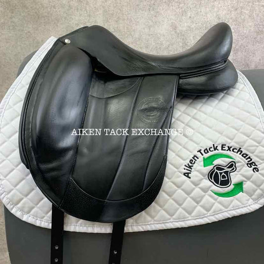 **SOLD** 2018 Forestier Aachen Monoflap Dressage Saddle, 17.5" Seat, 2A Flap, Wide Tree, Foam PRO Panels, Full Buffalo Leather