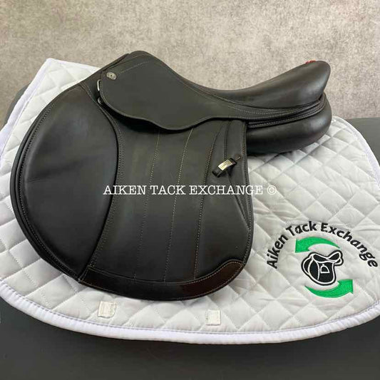 **SOLD** 2016 Equipe Special One E-Carbon Close Contact Jump Saddle, 16.5" Seat, Short Flap, Carbon Fiber Flex Tree - Wide, Foam Panels