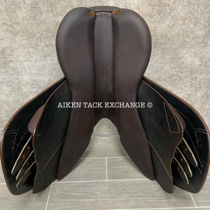 2023 Arion Atlas Close Contact Jump Saddle, 18" Seat, 2A Flap, Medium Tree, Foam Panels, Buffalo Leather, Comes with Matching Stirrup Leathers