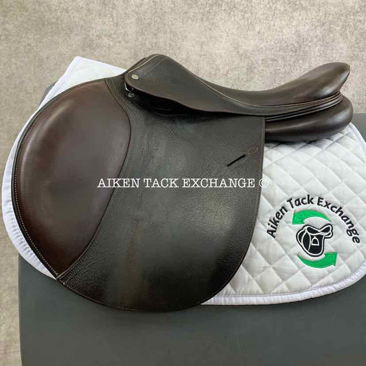 **On Trial** 2010 Arc De Triomphe Gazelle Close Contact Jump Saddle, 18" Seat, 3AV Flap - Forward, Medium Tree, Foam Panels