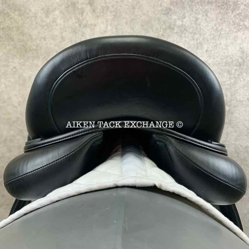 **SOLD**2019 Devoucoux Makila Lab Monoflap Dressage Saddle, 18" Seat, 2AA Flap, Medium Tree, Foam D3D Panels, Buffalo Leather