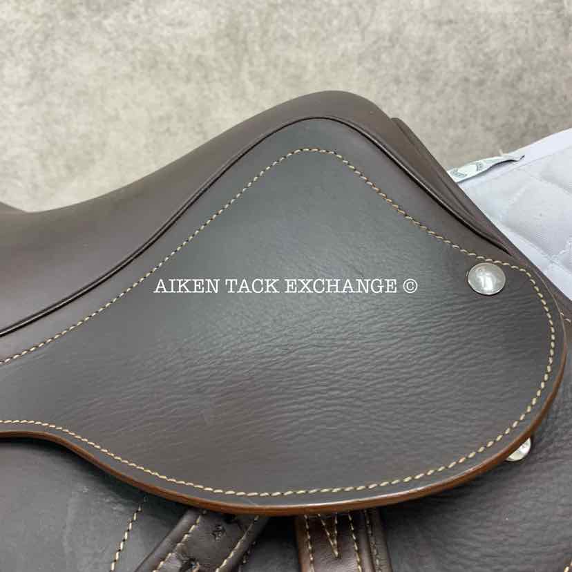 2023 Arion Atlas Close Contact Jump Saddle, 18" Seat, 2A Flap, Medium Tree, Foam Panels, Buffalo Leather, Comes with Matching Stirrup Leathers