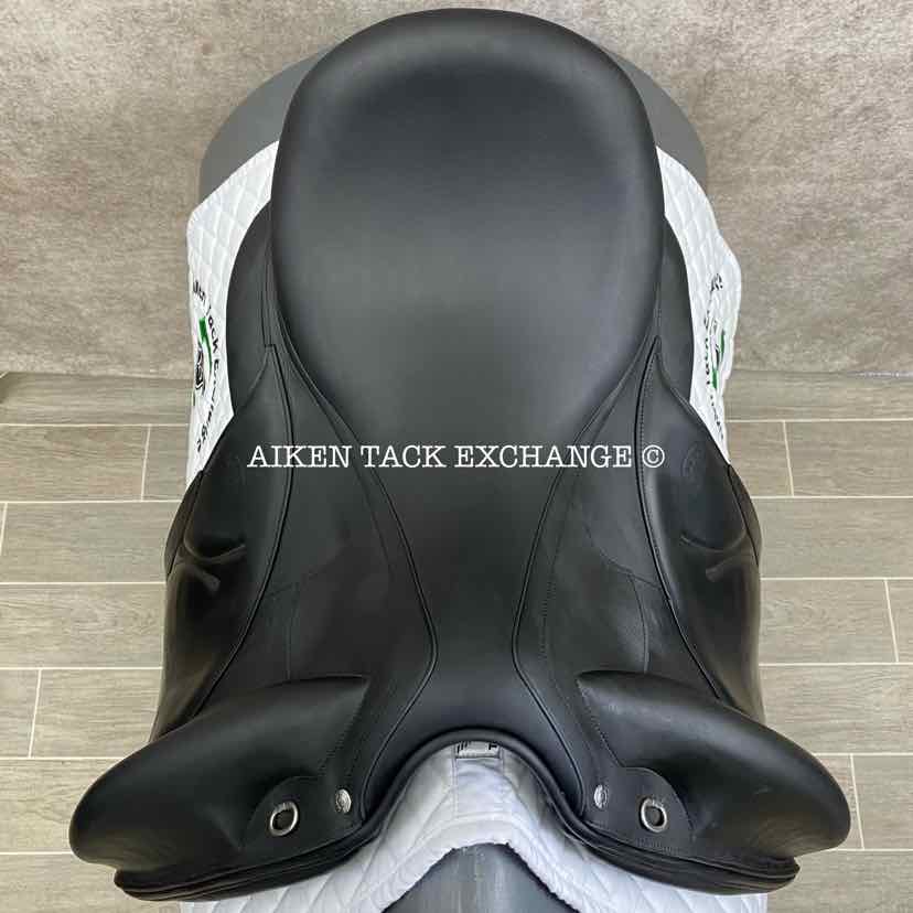 2017 Devoucoux Makila Lab Monoflap Dressage Saddle, 18" Seat, 2AA Flap, Medium Tree, D3D Panels, Full Buffalo Leather