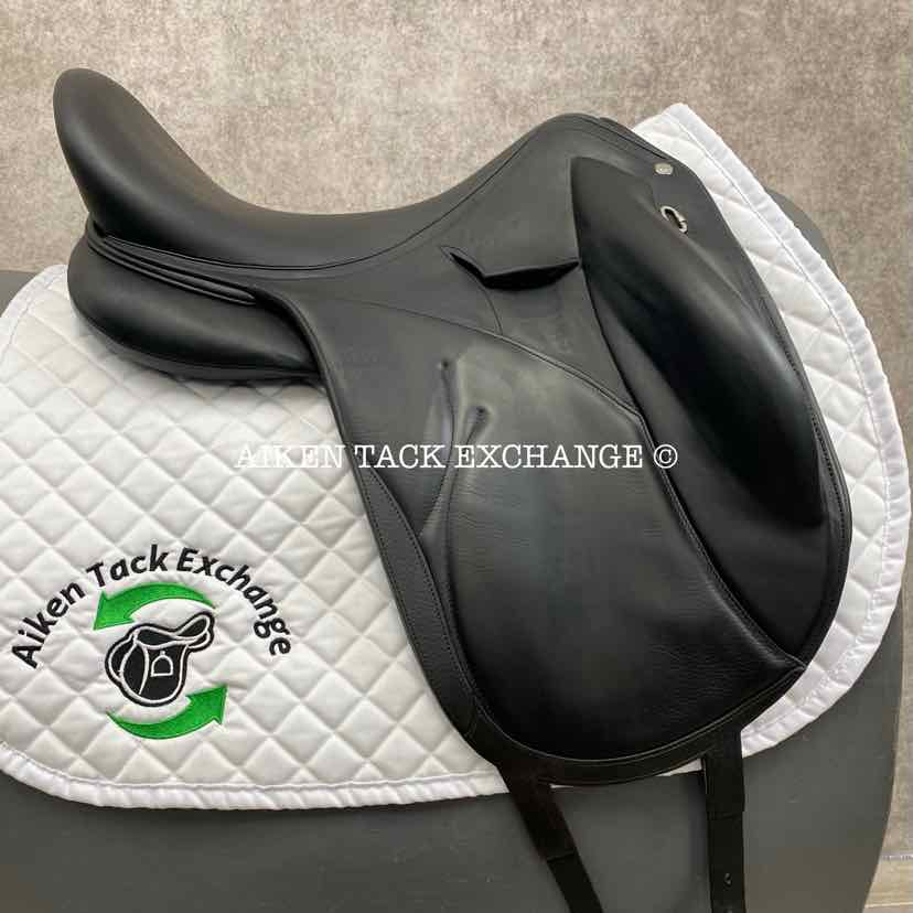 2017 Devoucoux Makila Lab Monoflap Dressage Saddle, 18" Seat, 2AA Flap, Medium Tree, D3D Panels, Full Buffalo Leather