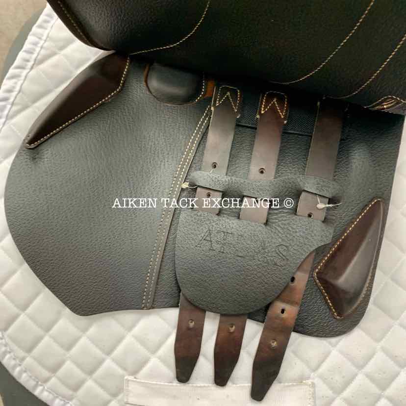 2023 Arion Atlas Close Contact Jump Saddle, 18" Seat, 2A Flap, Medium Tree, Foam Panels, Buffalo Leather, Comes with Matching Stirrup Leathers