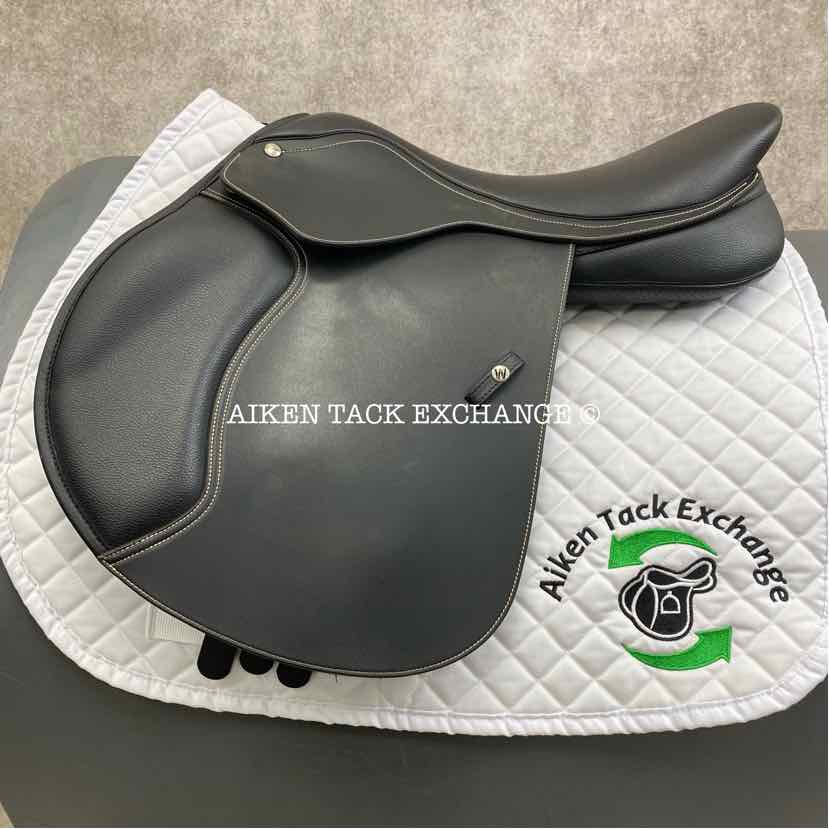 2022 Wintec 500 CC Close Contact Jump Saddle with HART, 17" Seat, Adjustable Tree - Changeable Gullet, CAIR Panels