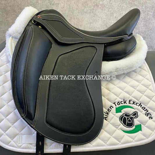 2022 MaxFlex Melina Pro Monoflap Dressage Saddle, 17.5" Seat, Flex Tree - Adjustable (Custom Gullet), Wool Flocked Pony Panels