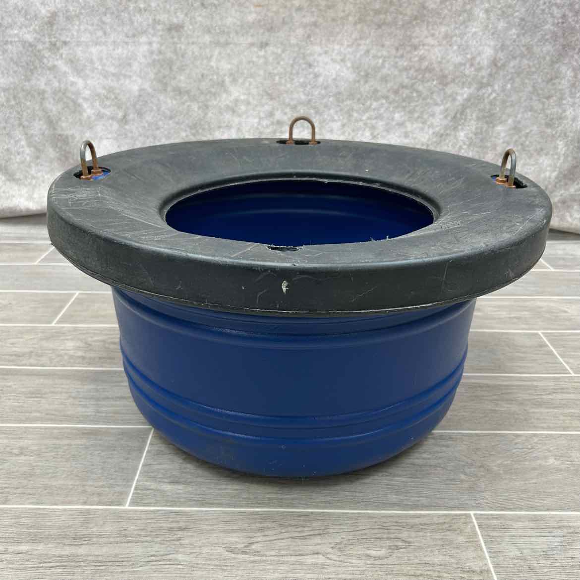 Horseman's Pride Horse Feed Tub with Feed Saver Ring, 30 QT – Aiken ...